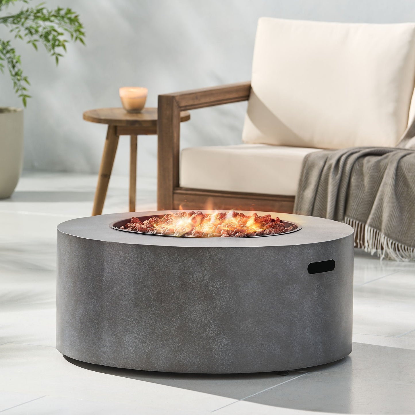 Round Iron Fire Pit With 40, 000 Btu